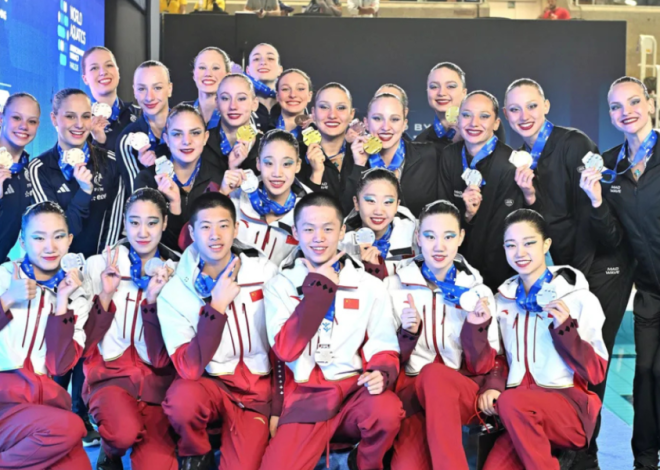 À Paris, les Bleues de la natation artistique raflent deux médailles en Coupe du monde