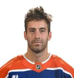 Bouchard’s OT Goal Lifts Oilers Past Golden Knights in Key Pacific Showdown