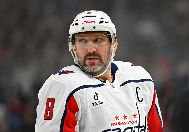 Ovechkin Sets NHL Record With Hat Trick Against 21st Franchise as Capitals Top Mammoth