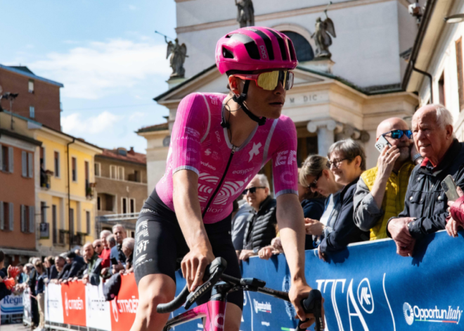 victoire sur la 2e étape et maillot jaune de leader